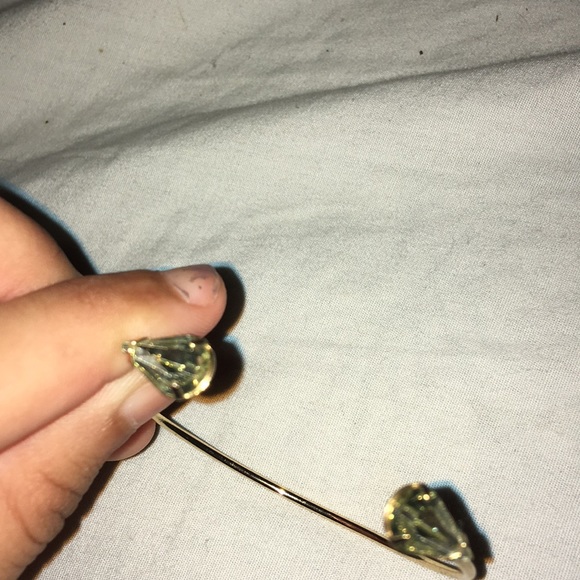 Bracelets - Picture 2 of 4